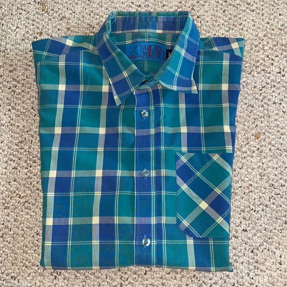 button down t-shirt - Picture 4 of 4